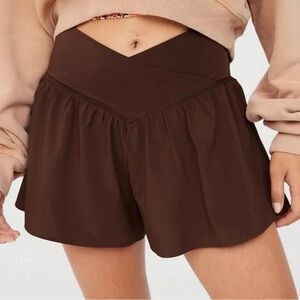 OFFLINE by aerie Real Me Crossover Shorts in brown size small NWOT